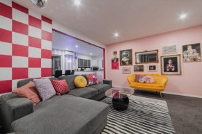 Heritage House - Classic 3BR on Greenhurst Street, Christchurch